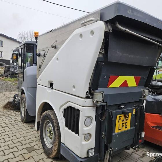 Zamiatarka-HAKO-CITYMASTER-1600-2019-4