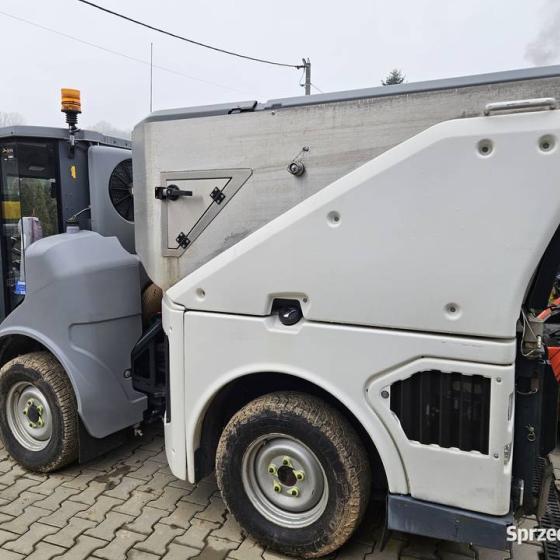 Zamiatarka-HAKO-CITYMASTER-1600-2019-6