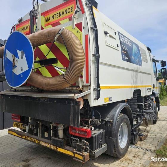 DAF-LF220-Zamiatarka-dwustronna-FAUN-WAJET-2015-4